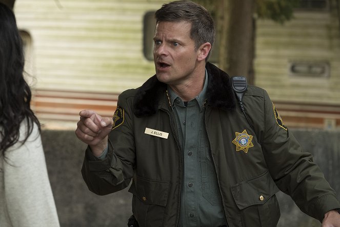 The Crossing - A Shadow Out of Time - Z filmu - Steve Zahn