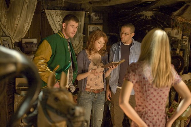 Chata v horách - Z filmu - Chris Hemsworth, Kristen Connolly, Jesse Williams