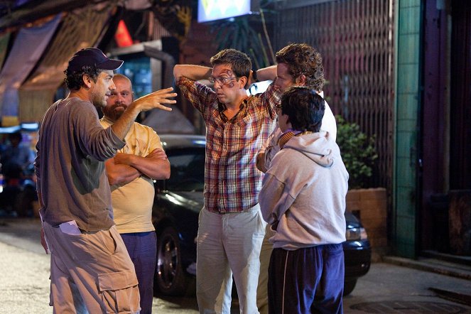 Pařba v Bangkoku - Z natáčení - Todd Phillips, Zach Galifianakis, Ed Helms, Bradley Cooper