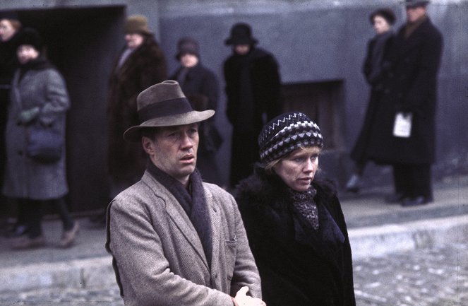 David Carradine, Liv Ullmann