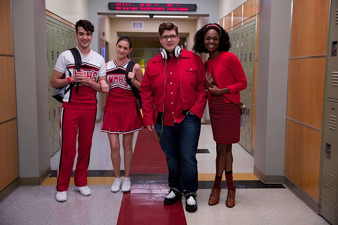 Glee - Série 6 - Věčnej smolař - Z filmu