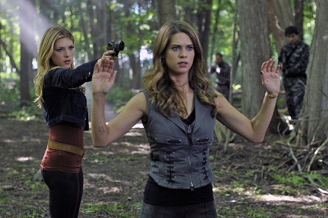 Nikita - Série 2 - Partners - Z filmu - Katheryn Winnick, Lyndsy Fonseca