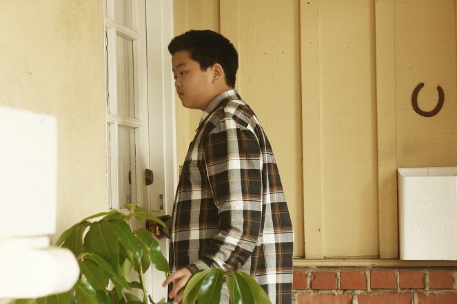 Huangovi v Americe - Neighbors with Attitude - Z filmu - Hudson Yang