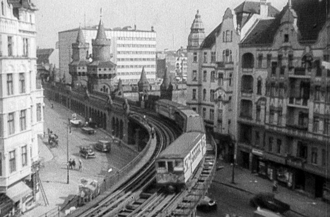 1929 - Das Jahr Babylon - Z filmu