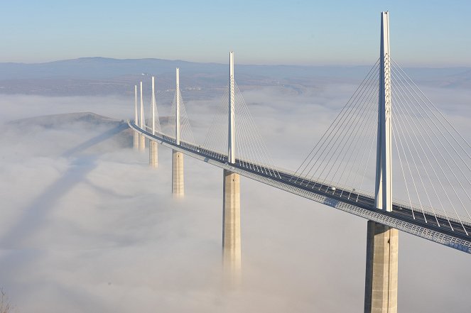 Millau Viadukt- most v oblacích - Z filmu