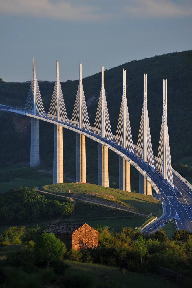 Millau Viadukt- most v oblacích - Z filmu