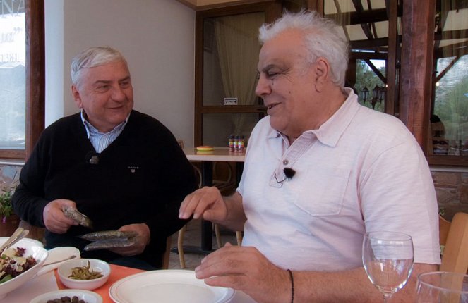 Vůně kyperské kuchyně s Miroslavem Donutilem - Epizoda 5 - Z filmu - Miroslav Donutil, George Agathonikiadis