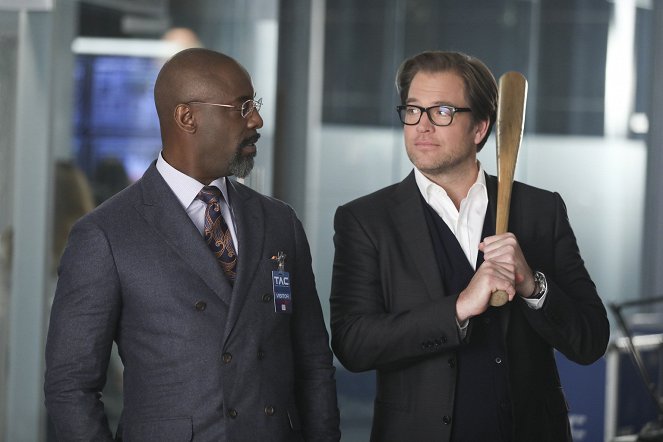 Bull - Bring It On - Z filmu - Isaiah Washington, Michael Weatherly