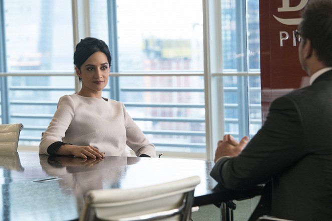 Bull - The Devil, The Detail - Z filmu - Archie Panjabi