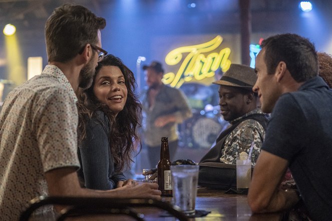 Námořní vyšetřovací služba: New Orleans - V krvi - Z filmu - Vanessa Ferlito, Daryl Mitchell