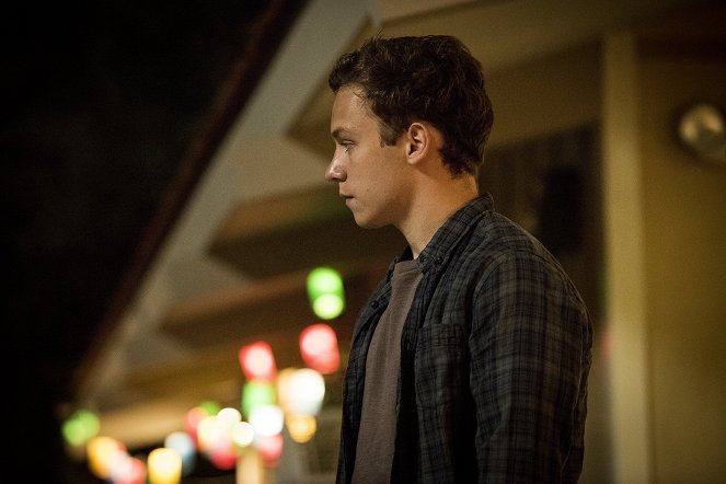 Animal Kingdom - Animals - Z filmu - Finn Cole