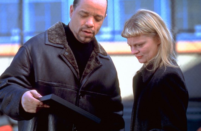 Zákon a poriadok: Špeciálna jednotka - Denial - Z filmu - Ice-T, Martha Plimpton