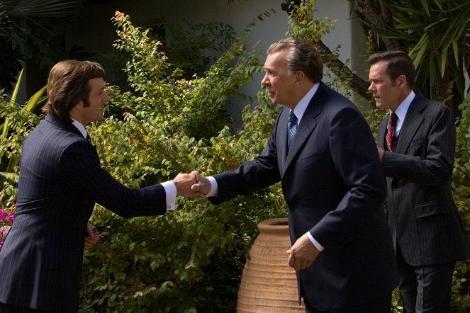 Duel Frost/Nixon - Z filmu - Michael Sheen, Frank Langella, Kevin Bacon