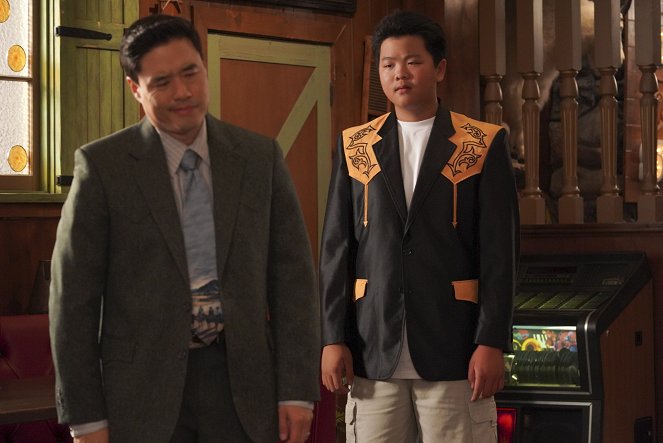 Huangovi v Americe - Where Have All the Cattlemen Gone? - Z filmu - Hudson Yang