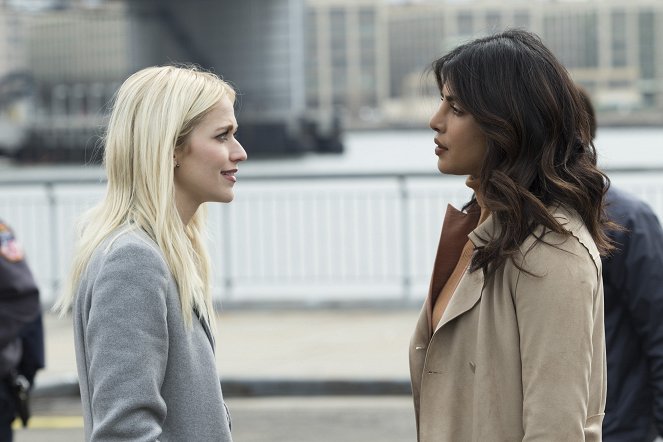 Johanna Braddy, Priyanka Chopra Jonas