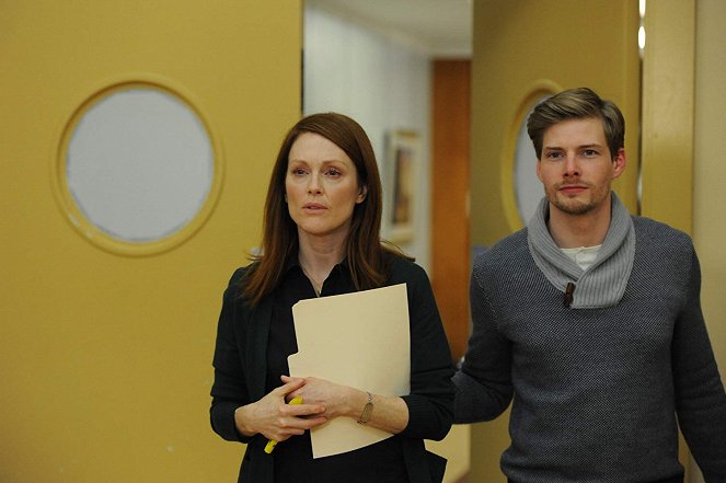 Pořád jsem to já - Z filmu - Julianne Moore, Hunter Parrish