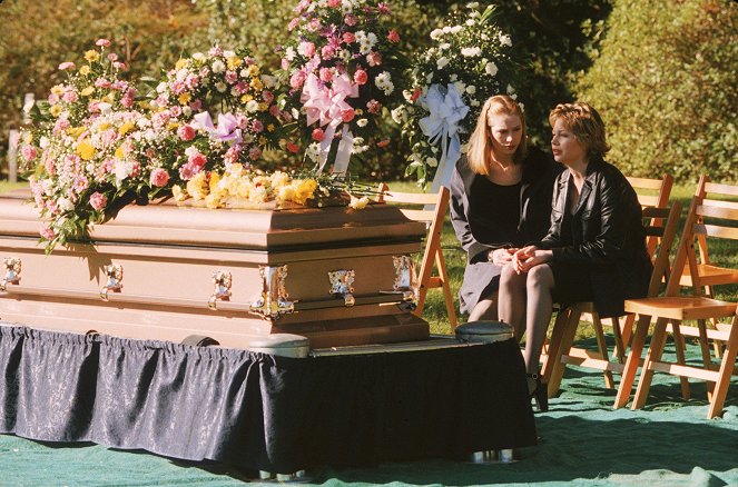 Dawsonův svět - Rest in Peace - Z filmu - Meredith Monroe, Michelle Williams