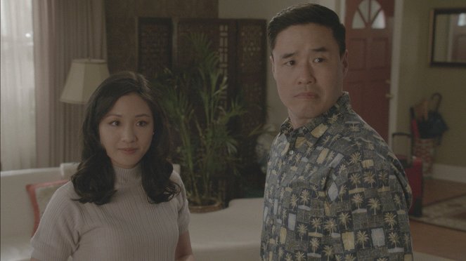Huangovi v Americe - King in the North - Z filmu - Constance Wu, Randall Park