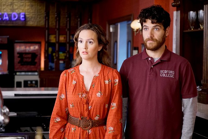 Making History - The Duel - Photos - Leighton Meester, Adam Pally