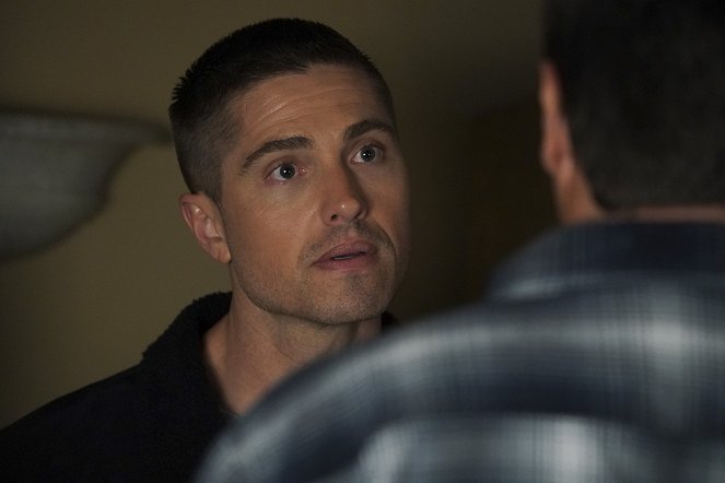 The Rookie - The Shake Up - Photos - Eric Winter