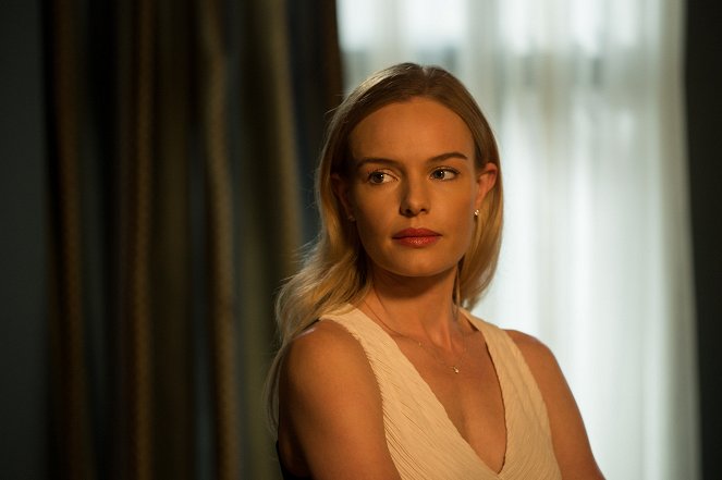 Nebezpečné umění - Série 1 - Just Say Faux - Z filmu - Kate Bosworth
