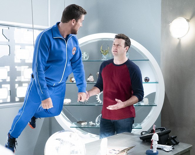 Slobodní so záväzkami - Lance Bass Space Cump - Z filmu - Lance Bass, Taran Killam