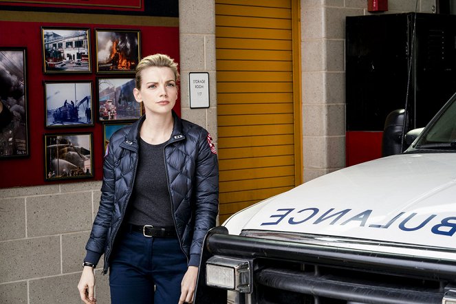 Chicago Fire - Bílá velryba - Z filmu - Kara Killmer