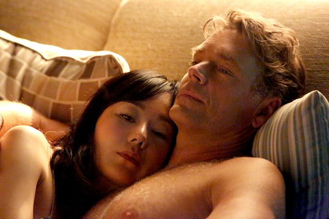 Mistresses - Pilot - Z filmu - Yunjin Kim, John Schneider