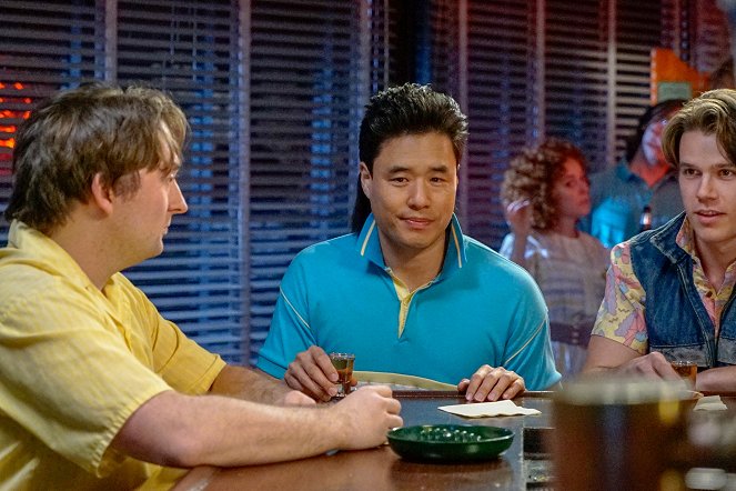 Fresh Off the Boat - The Flush - Photos