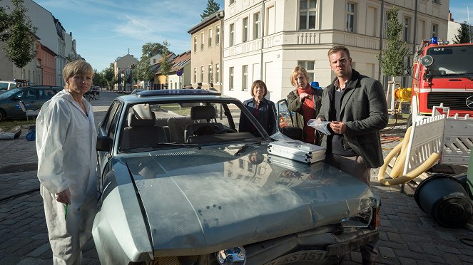 SOKO Wismar - Der verlorene Sohn - Z filmu - Silke Matthias, Claudia Schmutzler, Katharina Blaschke, Dominic Boeer