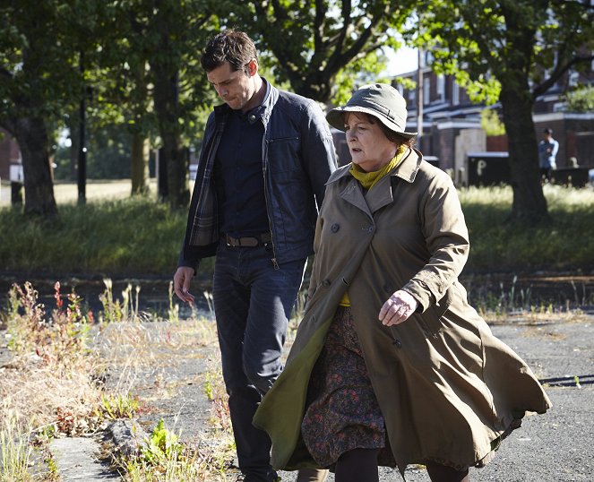 Kenny Doughty, Brenda Blethyn