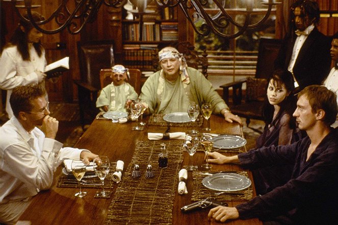Ostrov Dr. Moreau - Z filmu - Val Kilmer, Nelson de la Rosa, Marlon Brando, Fairuza Balk, David Thewlis