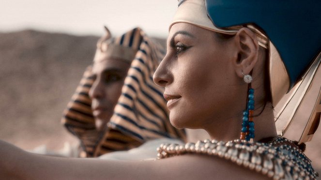 Rozluštěné poklady - Busta královny Nefertiti - Z filmu