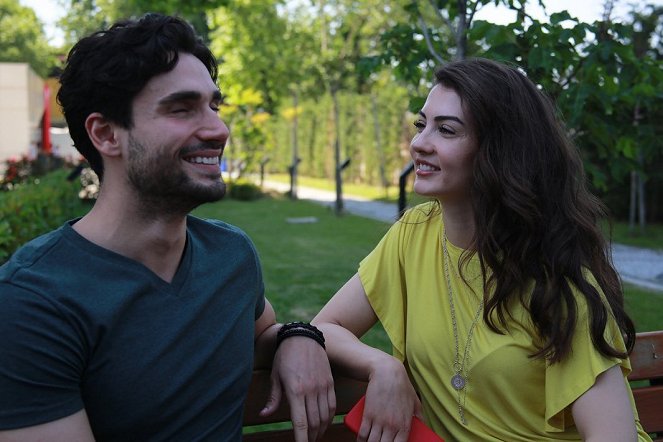 Episode 1 - Yılmaz Kunt, Burcu Özberk