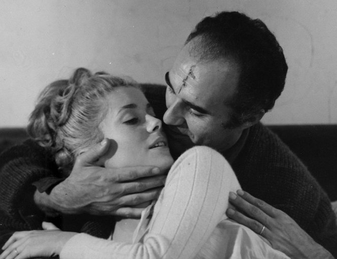 Bytosti - Z filmu - Catherine Deneuve, Michel Piccoli