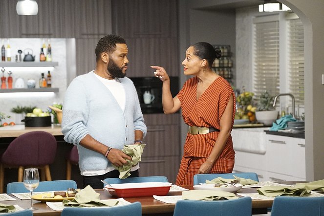 Black-ish - Pops the Question - Z filmu - Anthony Anderson, Tracee Ellis Ross