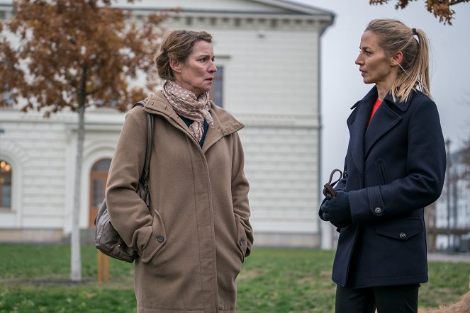 Der lange Schatten des Todes - Kirsten Block, Annika Blendl