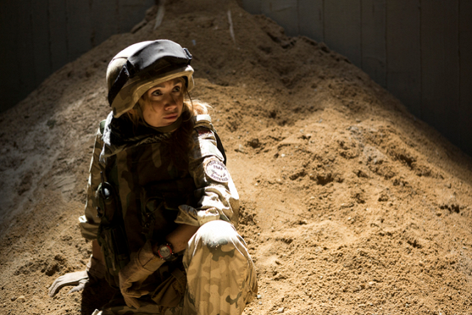 Misja Afganistan - Bunkier - Z filmu - Ilona Ostrowska