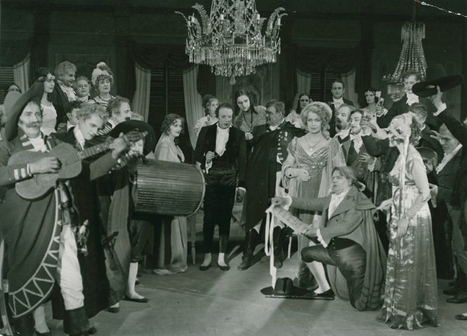 Gösta Berling I. - Z filmu - Hugo Rönnblad, Greta Garbo, Torsten Hammarén, Svend Kornbeck, Gerda Lundequist
