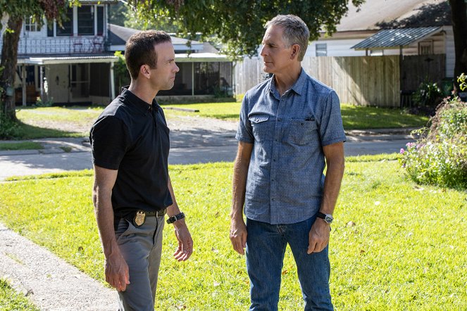 Námořní vyšetřovací služba: New Orleans - Špioni a lži - Z filmu - Lucas Black, Scott Bakula