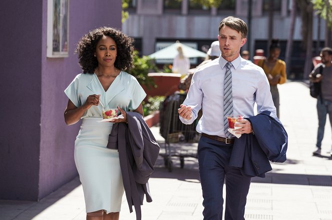 All Rise - Uncommon Women and Mothers - Z filmu - Simone Missick, Wilson Bethel