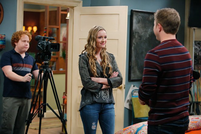 Melissa a Joey - Knižní klub - Z filmu - Greer Grammer