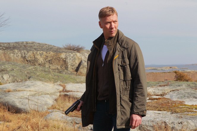 Mikael Persbrandt