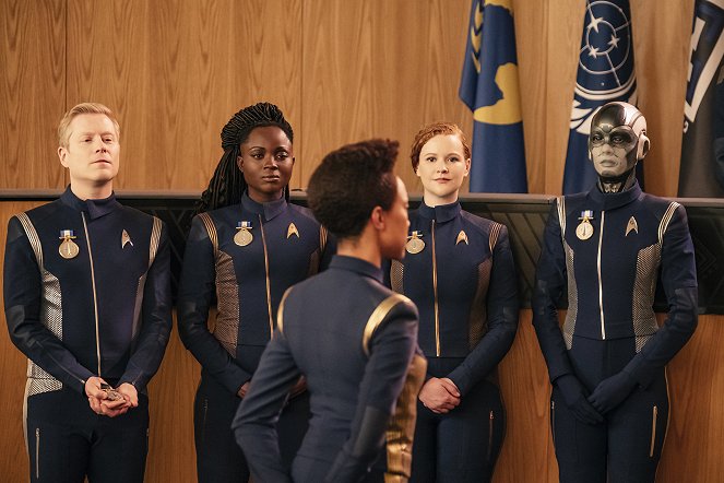 Star Trek: Discovery - Usmíření - Z filmu - Anthony Rapp, Oyin Oladejo, Mary Wiseman, Sara Mitich
