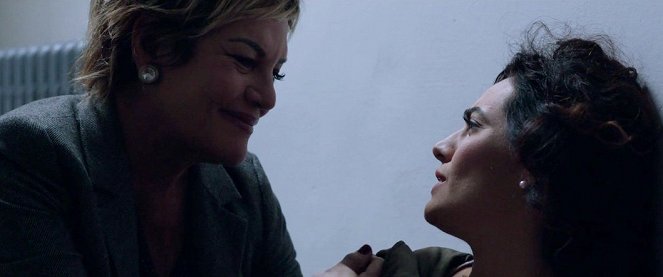 L'Eroe - Z filmu - Cristina Donadio, Enrica Guidi