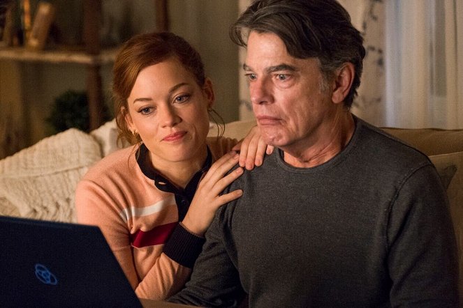 Zoey's Extraordinary Playlist - Zoey's Extraordinary Boss - Z filmu - Jane Levy, Peter Gallagher