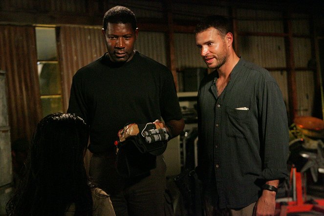 Jednotka zvláštního určení - Smrtící virus - Z filmu - Dennis Haysbert, Scott Foley