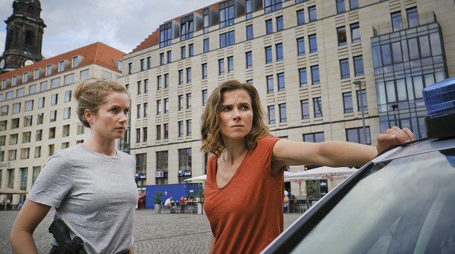Místo činu - Drážďany: Nadešel čas - Z filmu - Cornelia Gröschel, Karin Hanczewski