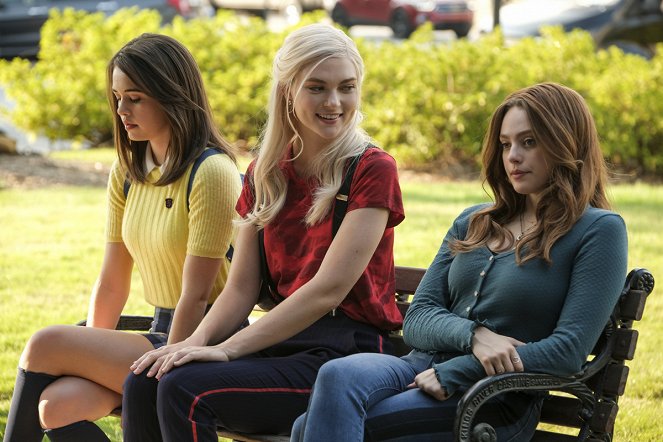 Odkaz - It Will All Be Painfully Clear Soon Enough - Z filmu - Kaylee Bryant, Jenny Boyd, Danielle Rose Russell