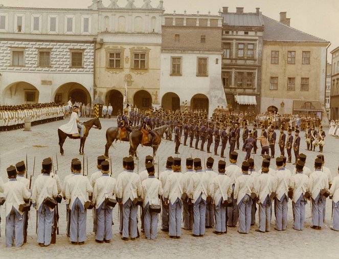 Osmdesát husarů - Z filmu